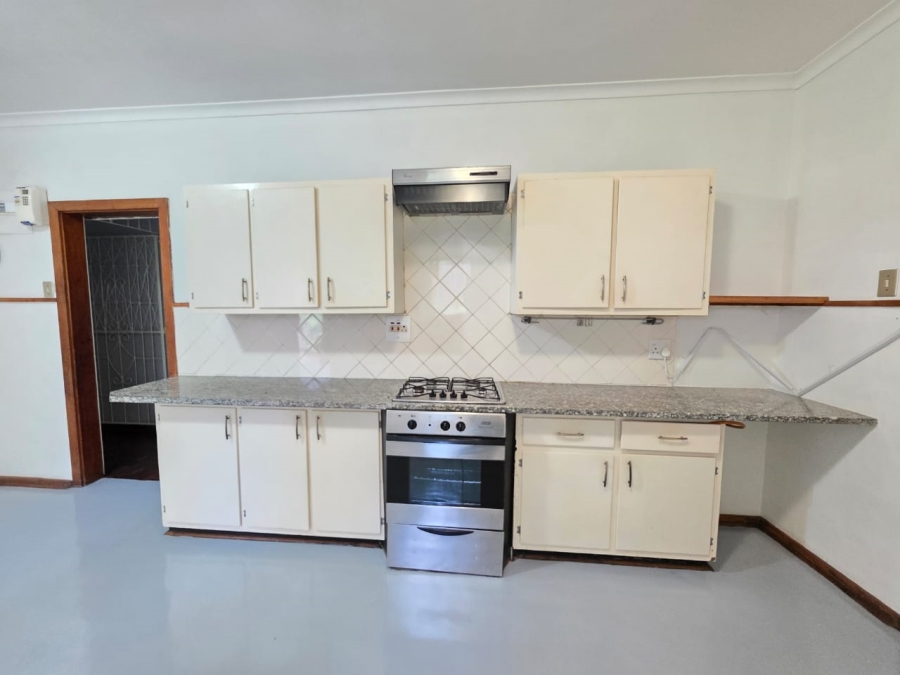 4 Bedroom Property for Sale in Kloof KwaZulu-Natal