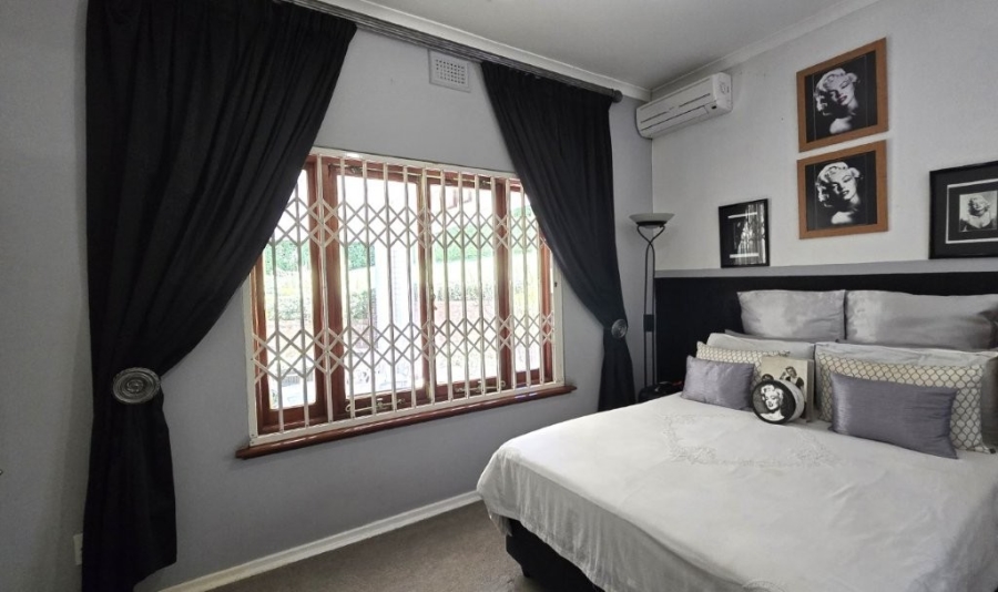 3 Bedroom Property for Sale in Cowies Hill KwaZulu-Natal