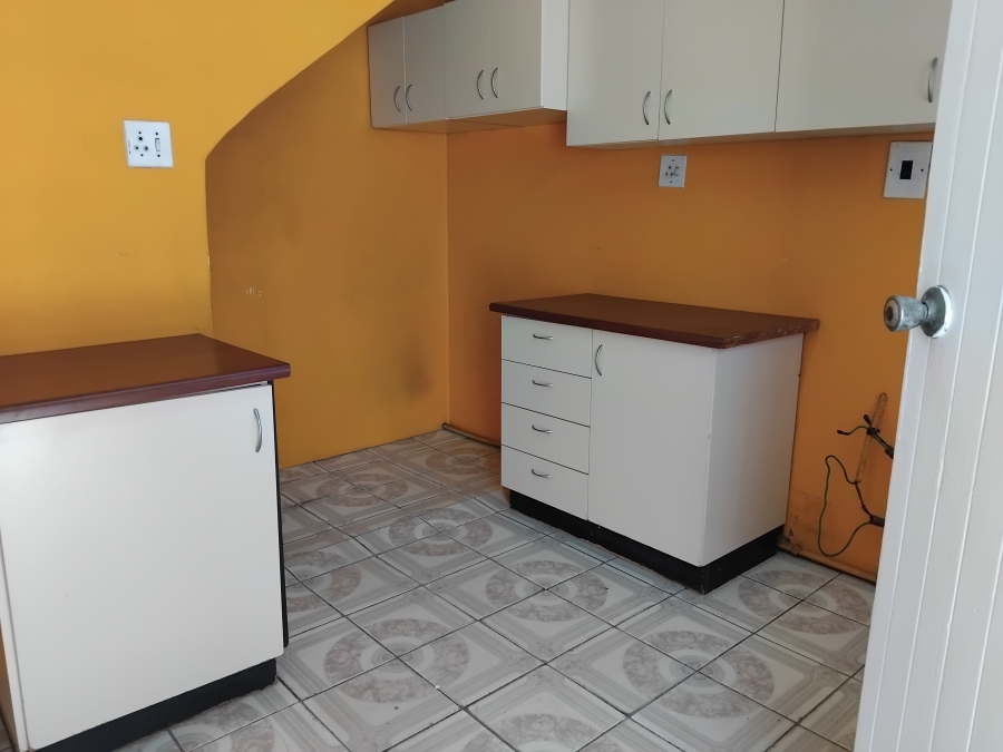 2 Bedroom Property for Sale in Lenham KwaZulu-Natal