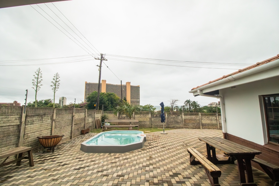 2 Bedroom Property for Sale in Amanzimtoti KwaZulu-Natal