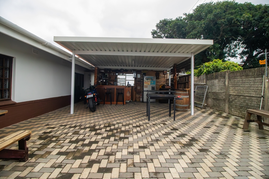 2 Bedroom Property for Sale in Amanzimtoti KwaZulu-Natal