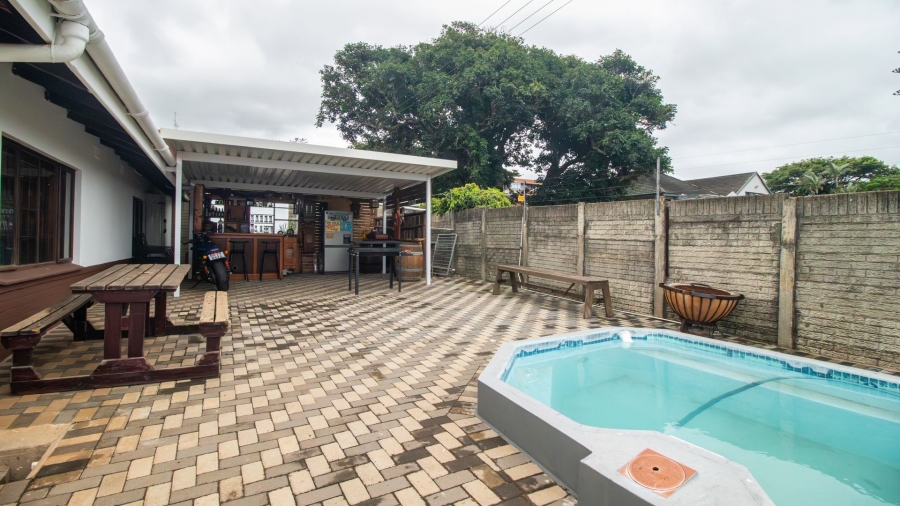 2 Bedroom Property for Sale in Amanzimtoti KwaZulu-Natal