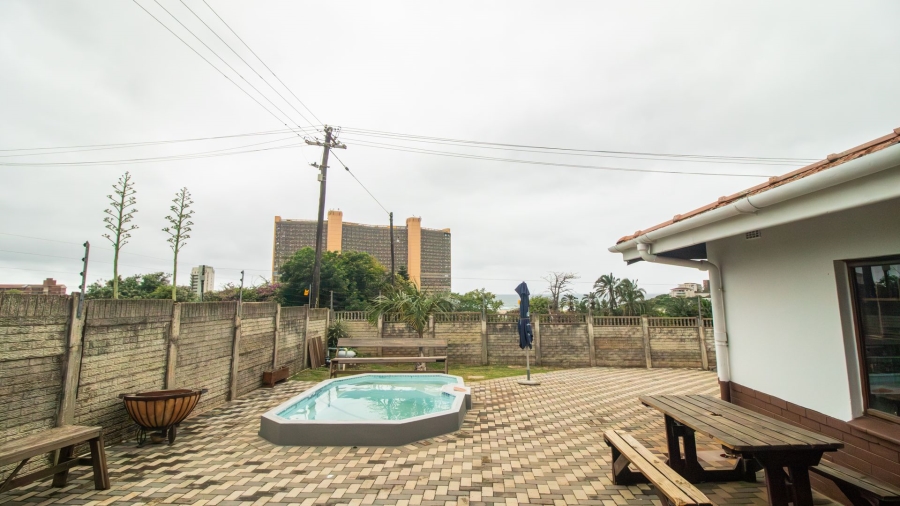 2 Bedroom Property for Sale in Amanzimtoti KwaZulu-Natal