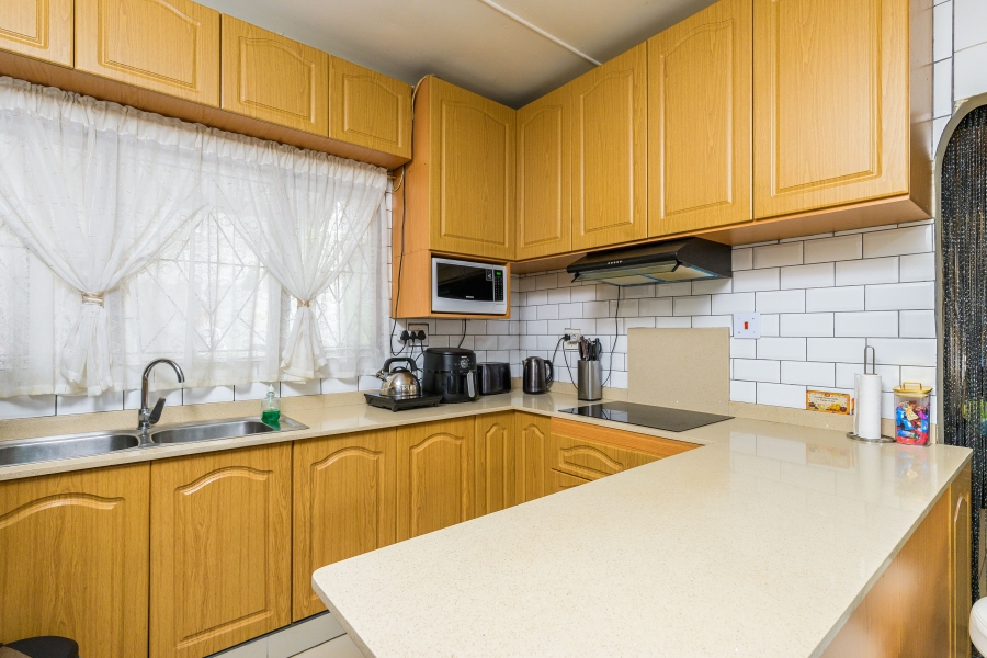 3 Bedroom Property for Sale in Brookdale KwaZulu-Natal