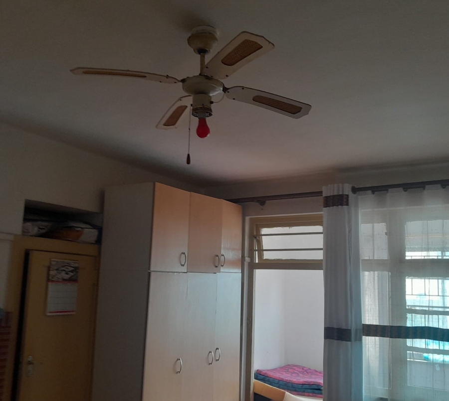 2 Bedroom Property for Sale in Durban Central KwaZulu-Natal