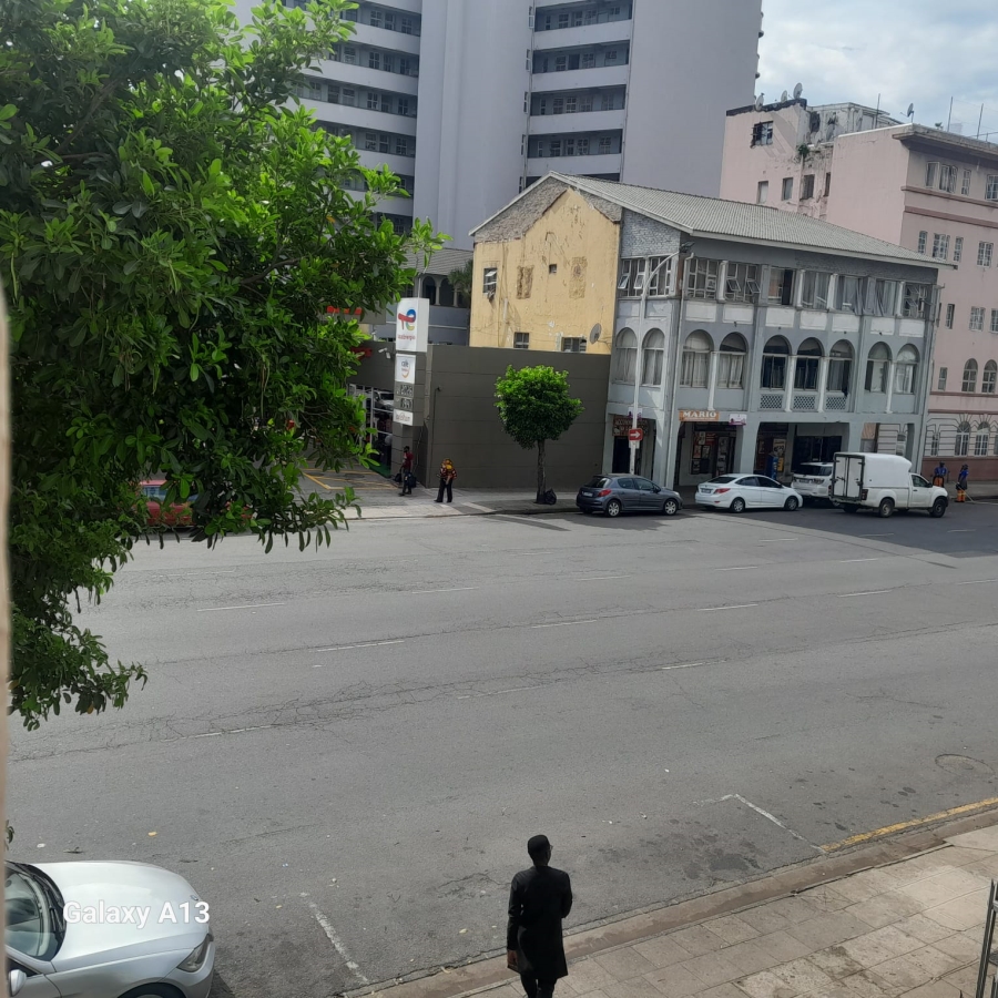 2 Bedroom Property for Sale in Durban Central KwaZulu-Natal