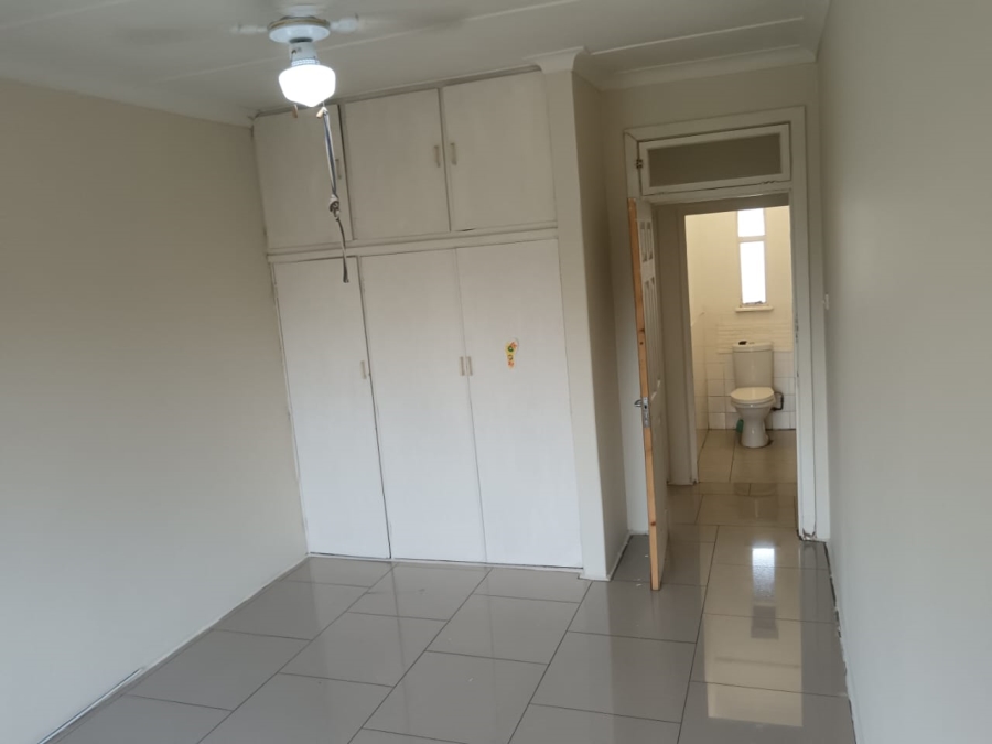 To Let 2 Bedroom Property for Rent in Umbilo KwaZulu-Natal