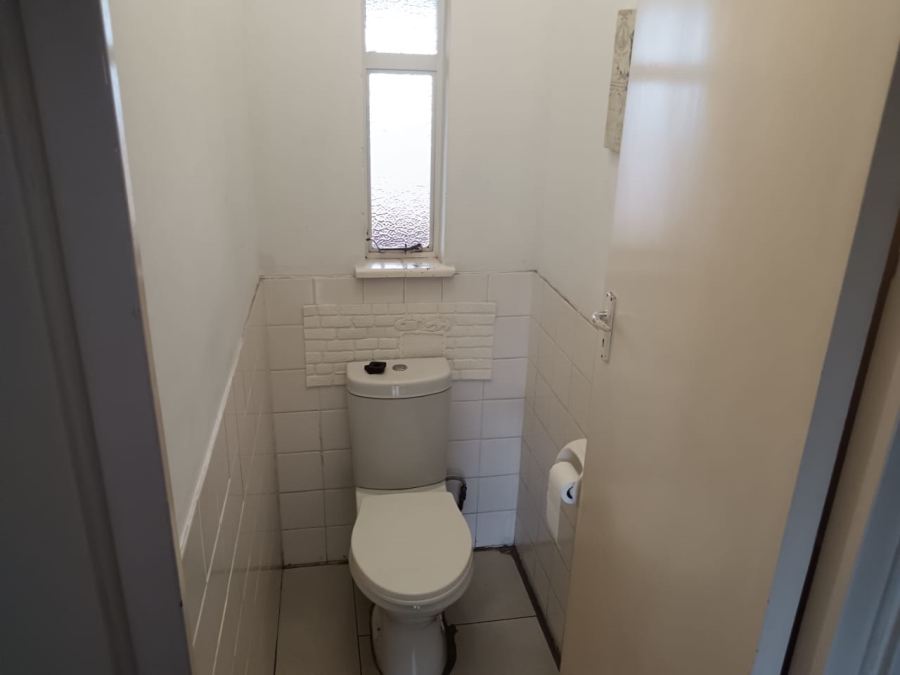 To Let 2 Bedroom Property for Rent in Umbilo KwaZulu-Natal