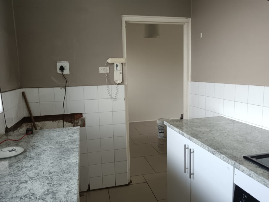 To Let 2 Bedroom Property for Rent in Umbilo KwaZulu-Natal