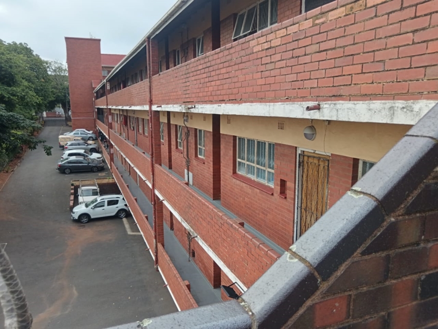 To Let 2 Bedroom Property for Rent in Umbilo KwaZulu-Natal