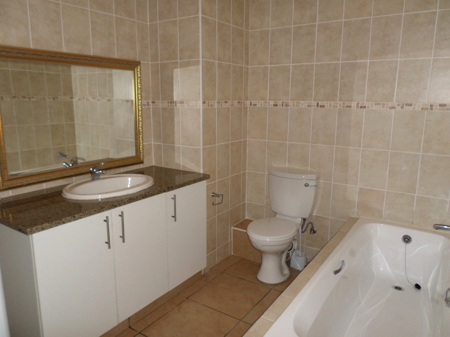 To Let 2 Bedroom Property for Rent in La Mercy KwaZulu-Natal