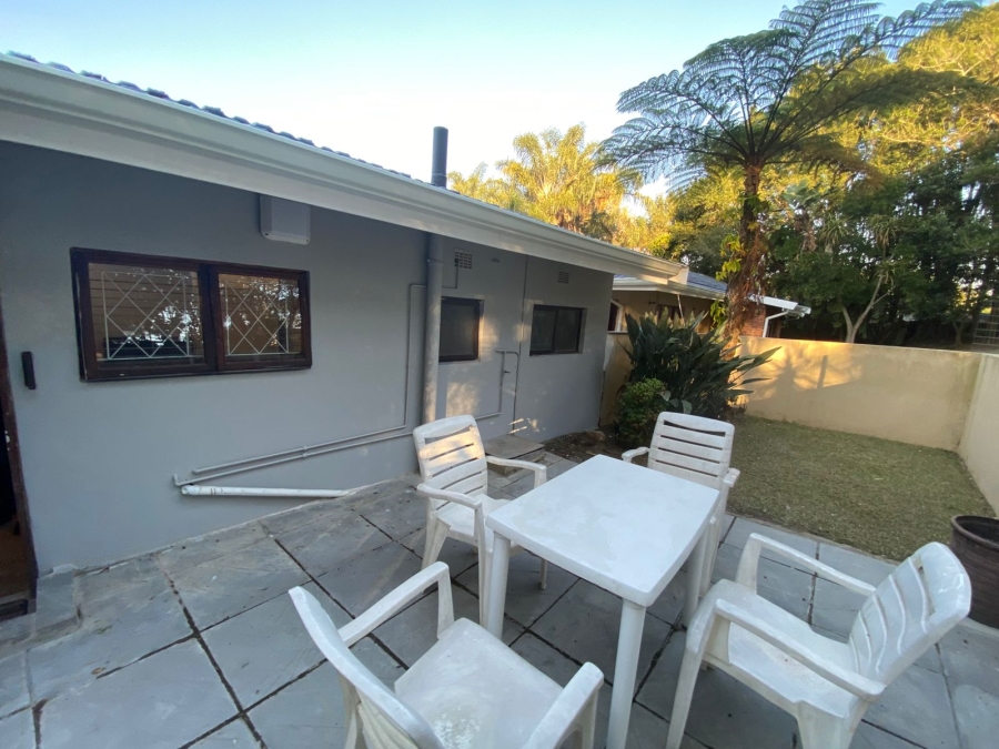 To Let 1 Bedroom Property for Rent in Kloof KwaZulu-Natal