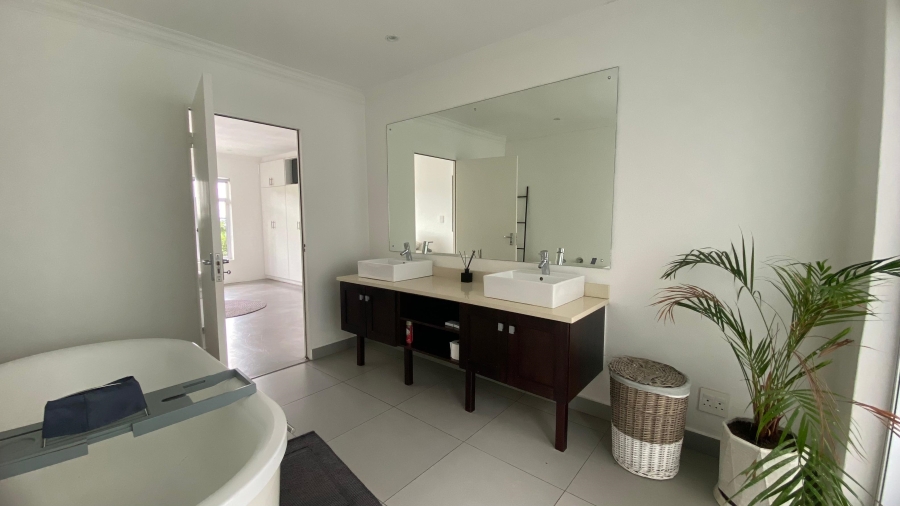 4 Bedroom Property for Sale in Glenwood KwaZulu-Natal