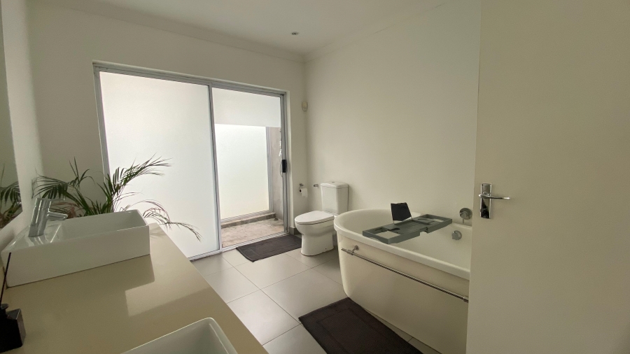 4 Bedroom Property for Sale in Glenwood KwaZulu-Natal