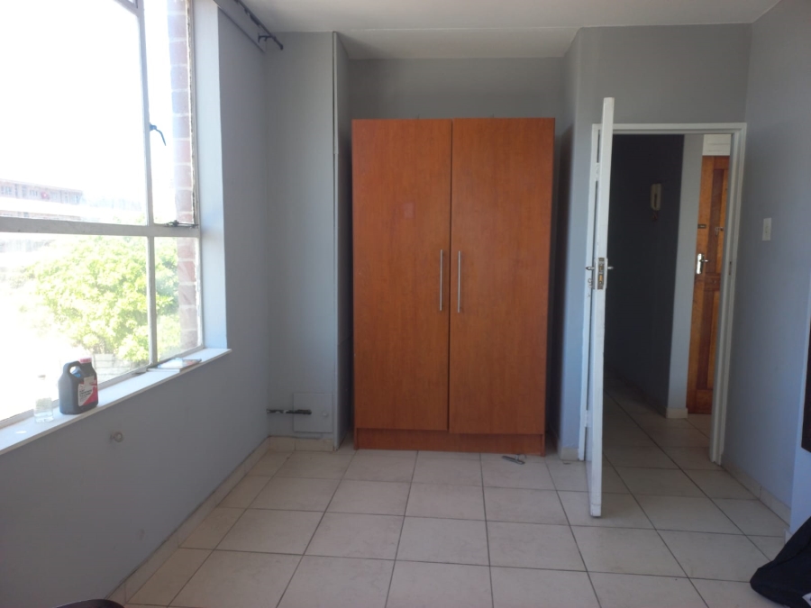 To Let 2 Bedroom Property for Rent in Windermere KwaZulu-Natal