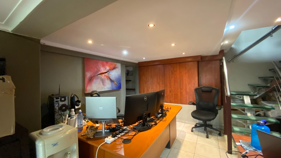 4 Bedroom Property for Sale in Manor Gardens KwaZulu-Natal