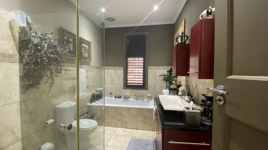 4 Bedroom Property for Sale in Manor Gardens KwaZulu-Natal