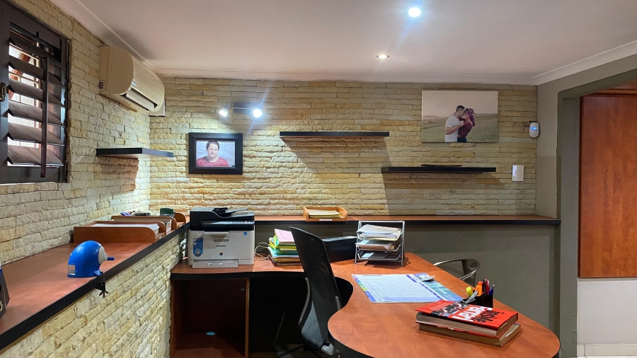 4 Bedroom Property for Sale in Manor Gardens KwaZulu-Natal