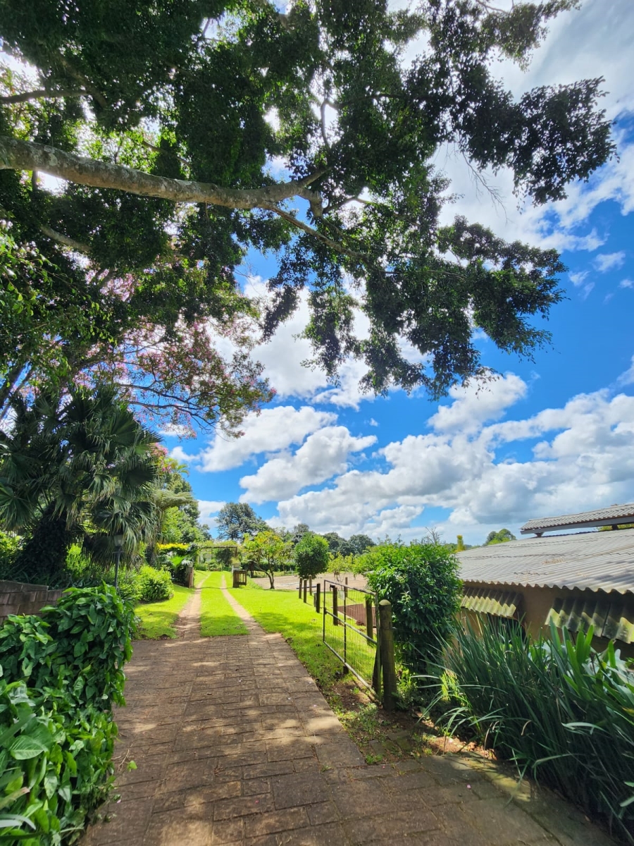 To Let 1 Bedroom Property for Rent in Summerveld KwaZulu-Natal