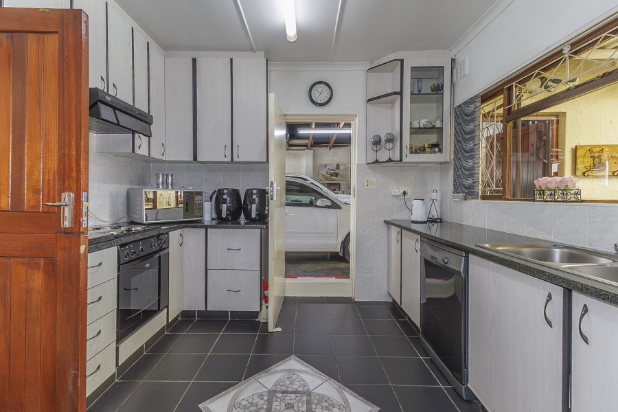 3 Bedroom Property for Sale in Sarnia KwaZulu-Natal