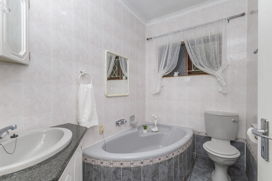 3 Bedroom Property for Sale in Sarnia KwaZulu-Natal