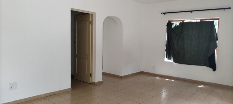 To Let 2 Bedroom Property for Rent in Clare Hills KwaZulu-Natal