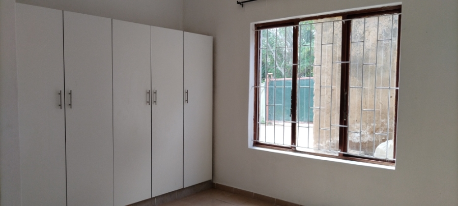 To Let 2 Bedroom Property for Rent in Clare Hills KwaZulu-Natal