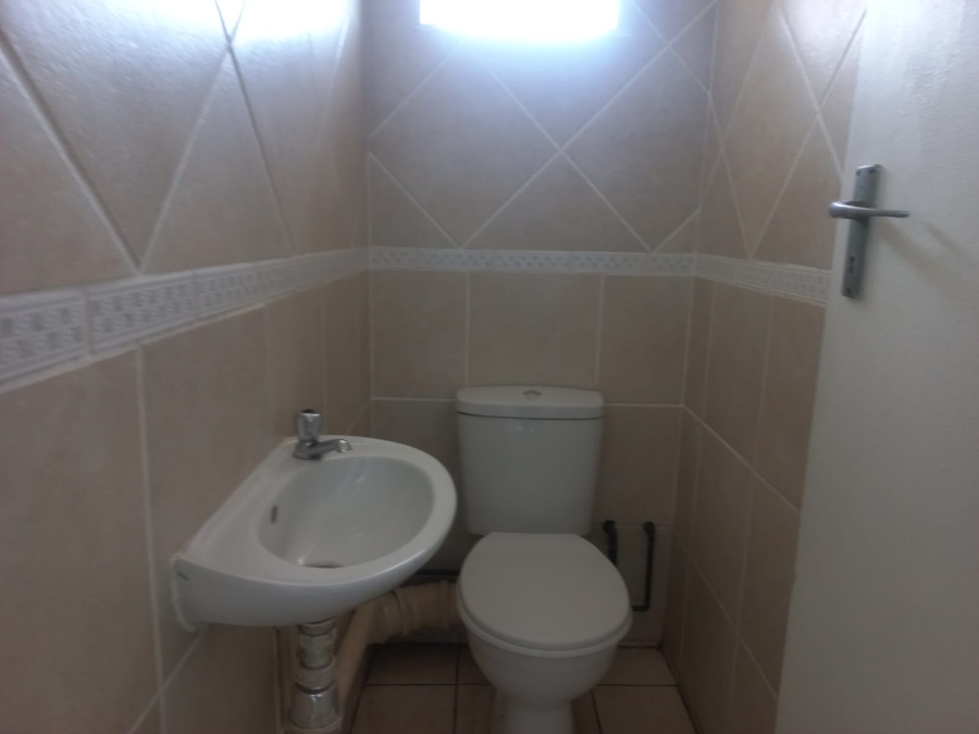 To Let 2 Bedroom Property for Rent in Carrington Heights KwaZulu-Natal