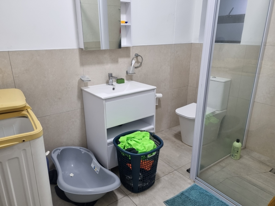 To Let 3 Bedroom Property for Rent in La Mercy KwaZulu-Natal