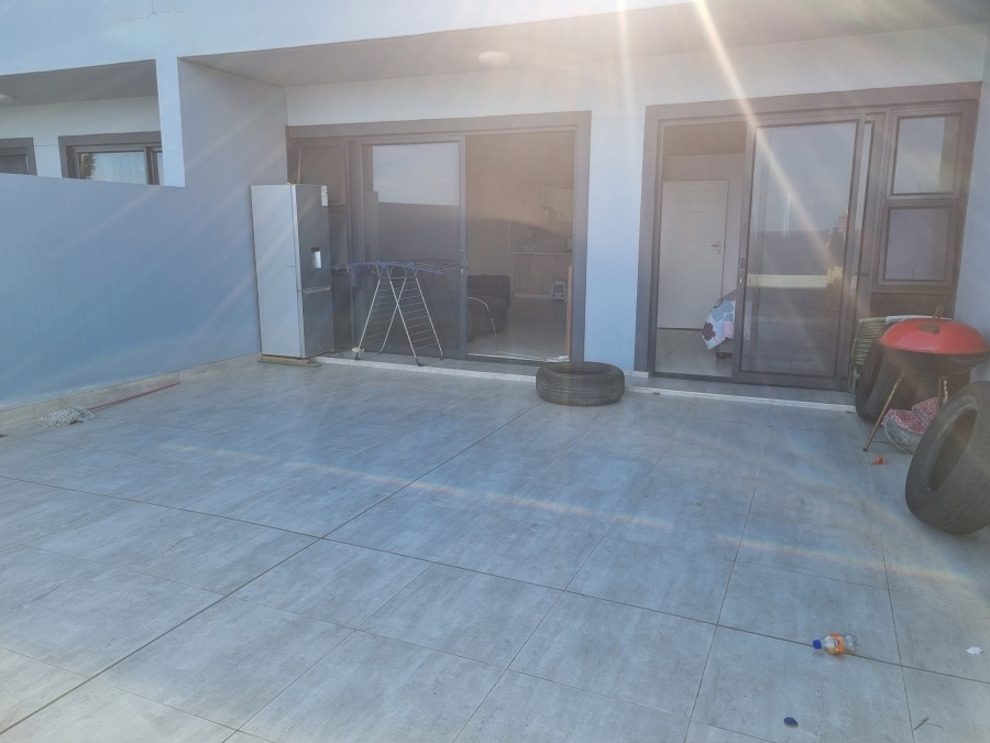 To Let 3 Bedroom Property for Rent in La Mercy KwaZulu-Natal