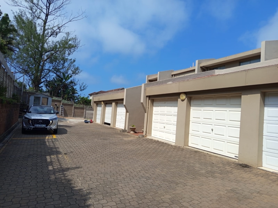 To Let 3 Bedroom Property for Rent in La Mercy KwaZulu-Natal