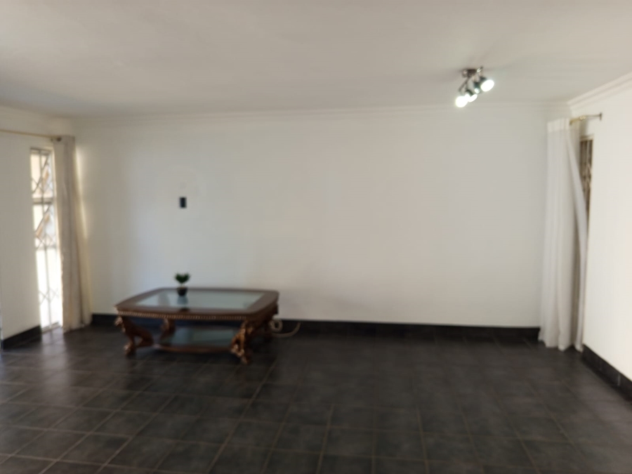 To Let 3 Bedroom Property for Rent in La Mercy KwaZulu-Natal