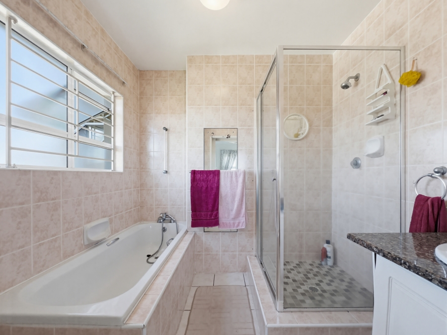 4 Bedroom Property for Sale in Ballito Central KwaZulu-Natal