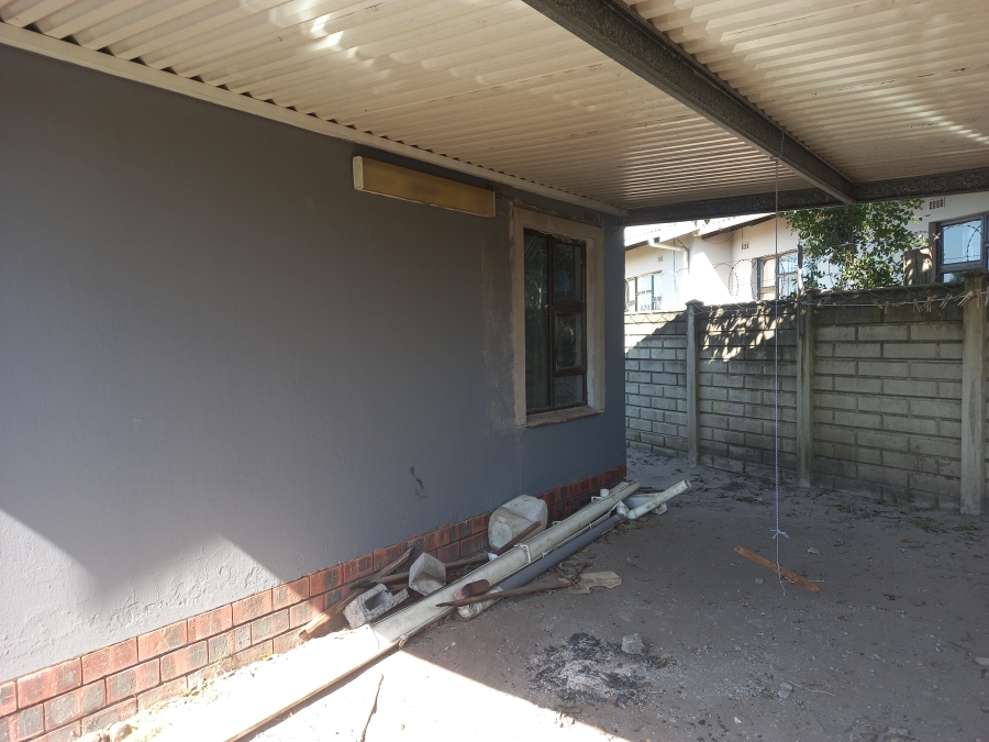 3 Bedroom Property for Sale in Esikhawini KwaZulu-Natal