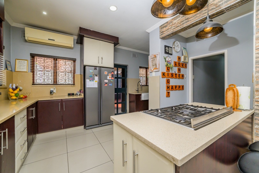 4 Bedroom Property for Sale in Farningham Ridge KwaZulu-Natal