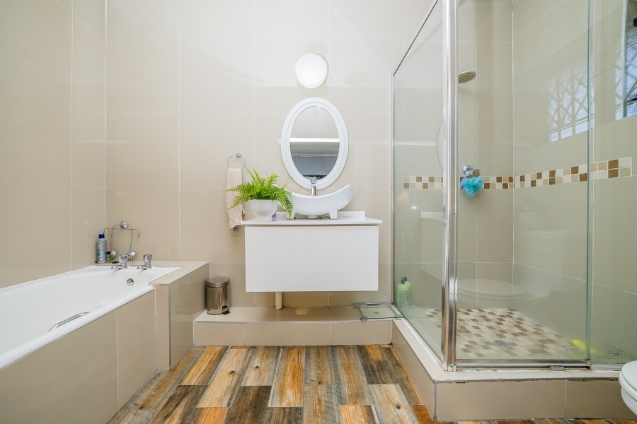 4 Bedroom Property for Sale in Farningham Ridge KwaZulu-Natal