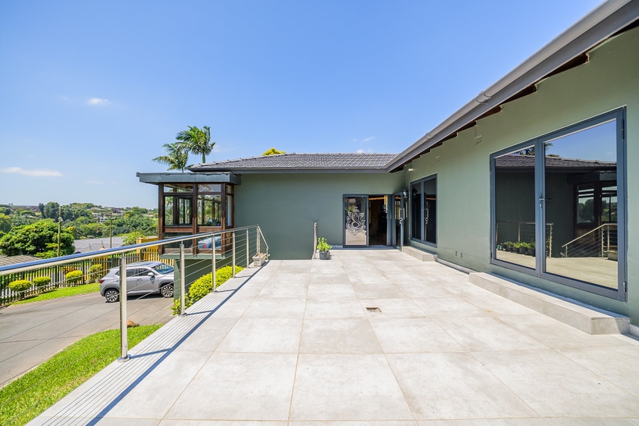 4 Bedroom Property for Sale in Farningham Ridge KwaZulu-Natal