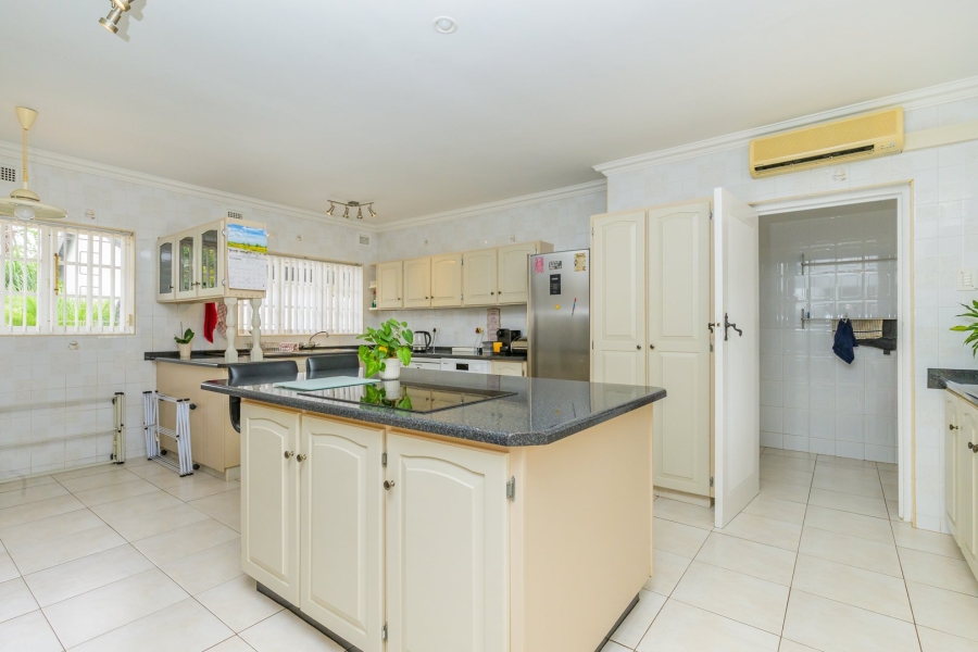 5 Bedroom Property for Sale in Woodside KwaZulu-Natal