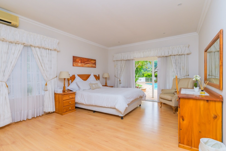 5 Bedroom Property for Sale in Woodside KwaZulu-Natal