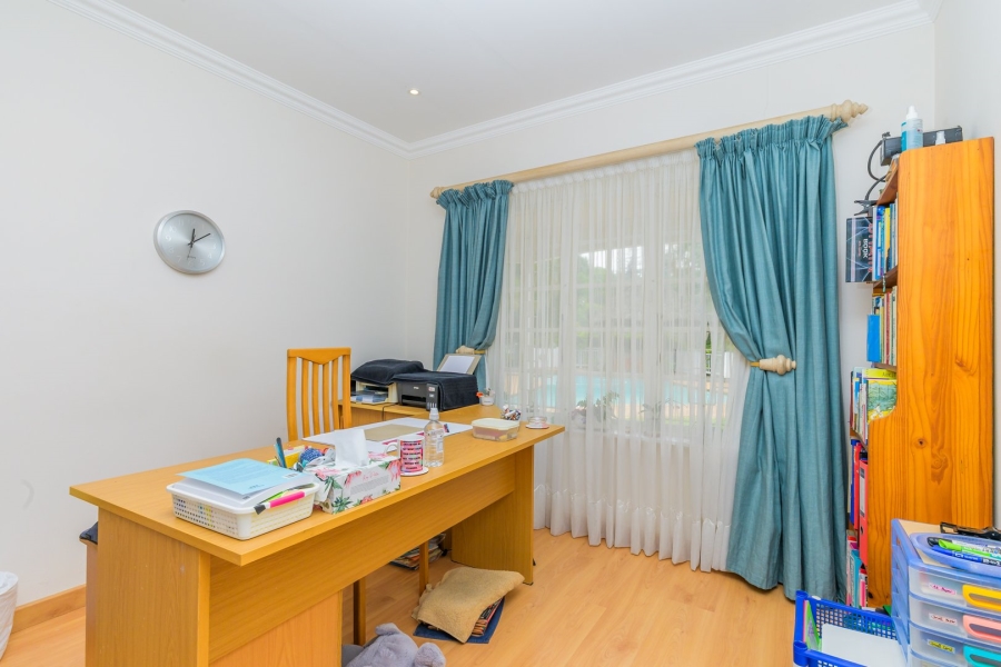 5 Bedroom Property for Sale in Woodside KwaZulu-Natal