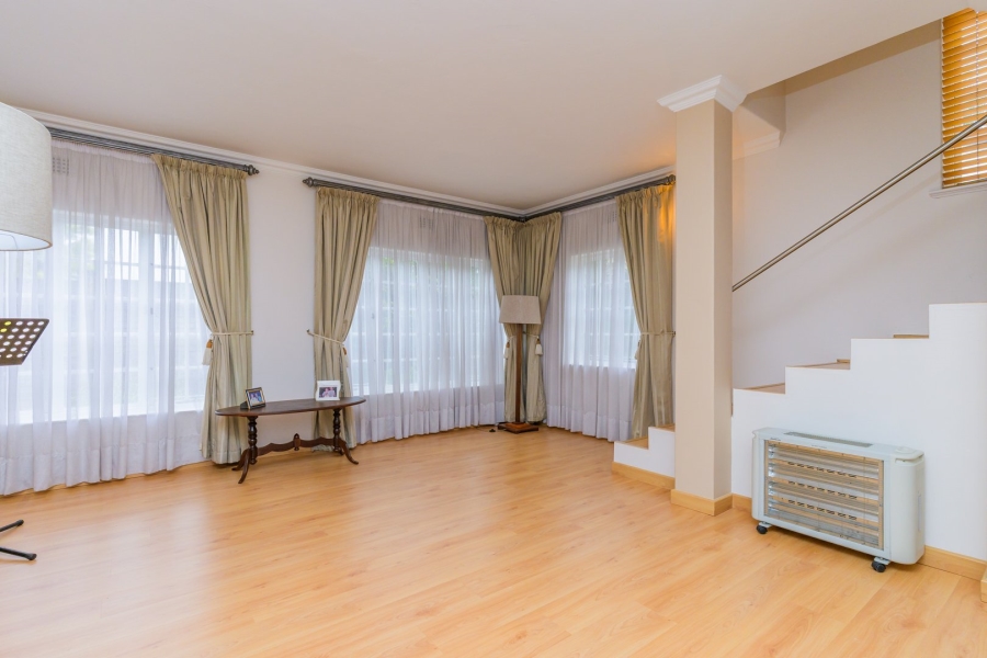 5 Bedroom Property for Sale in Woodside KwaZulu-Natal