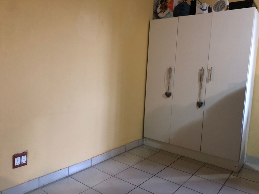 To Let 1 Bedroom Property for Rent in Padfield Park KwaZulu-Natal