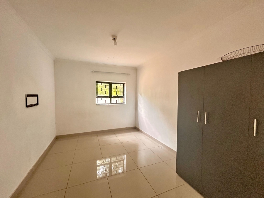 9 Bedroom Property for Sale in Carsdale KwaZulu-Natal