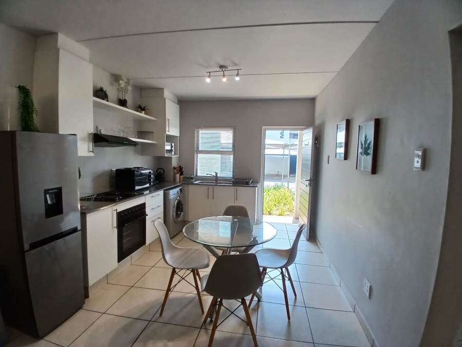 To Let 2 Bedroom Property for Rent in Ballito Central KwaZulu-Natal