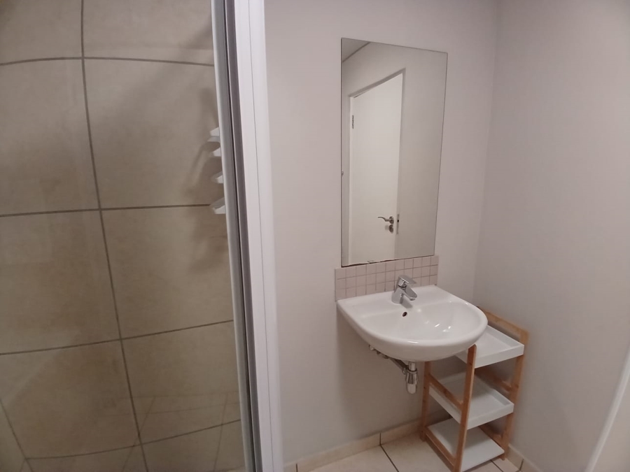 To Let 2 Bedroom Property for Rent in Ballito Central KwaZulu-Natal