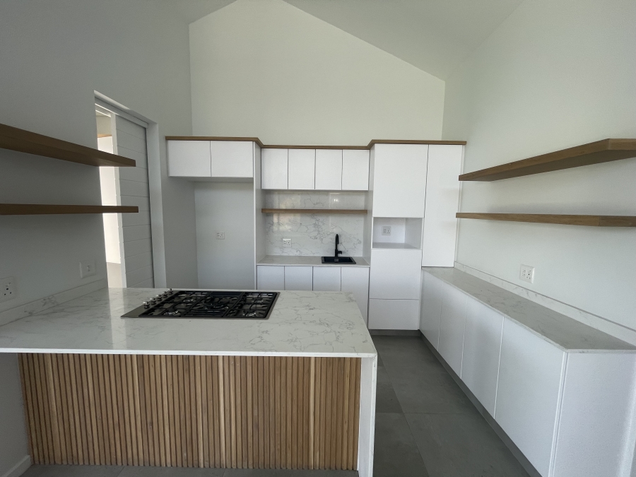 4 Bedroom Property for Sale in Elaleni Coastal Forest Estate KwaZulu-Natal