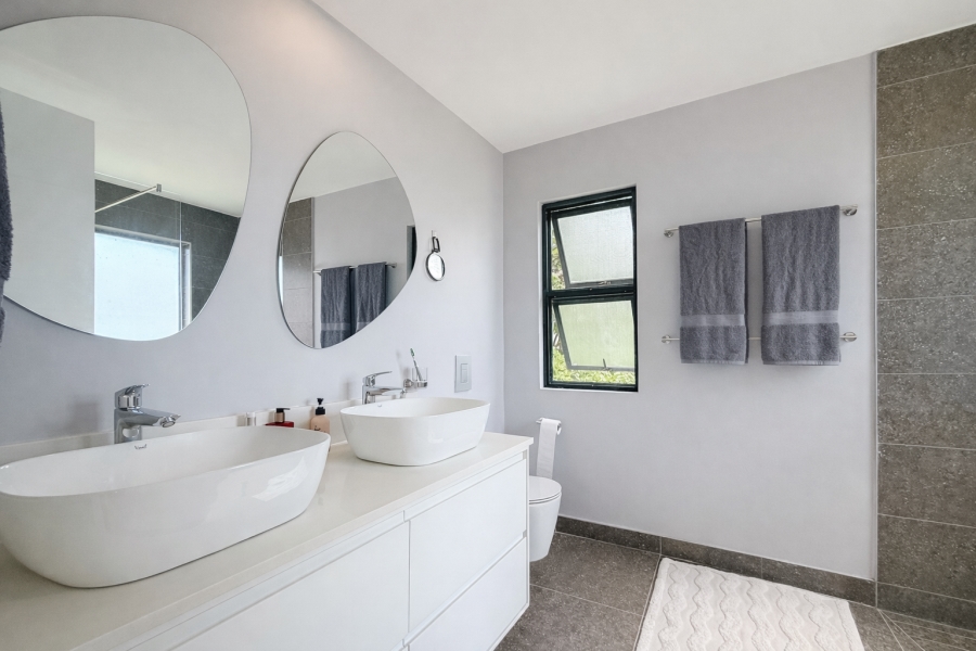 2 Bedroom Property for Sale in Shakas Rock KwaZulu-Natal