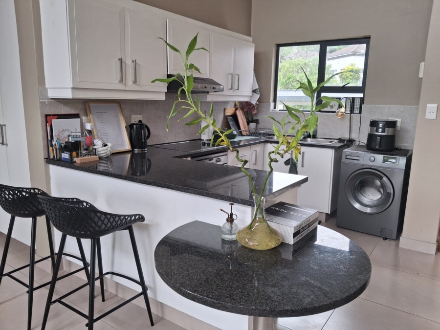 2 Bedroom Property for Sale in Palm Lakes Estate KwaZulu-Natal