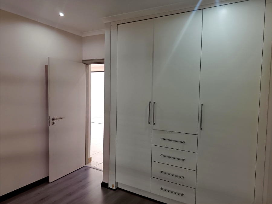 2 Bedroom Property for Sale in Hillcrest Central KwaZulu-Natal