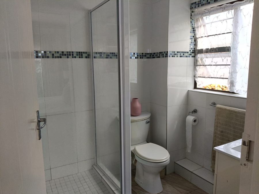 To Let 3 Bedroom Property for Rent in Willard Beach KwaZulu-Natal